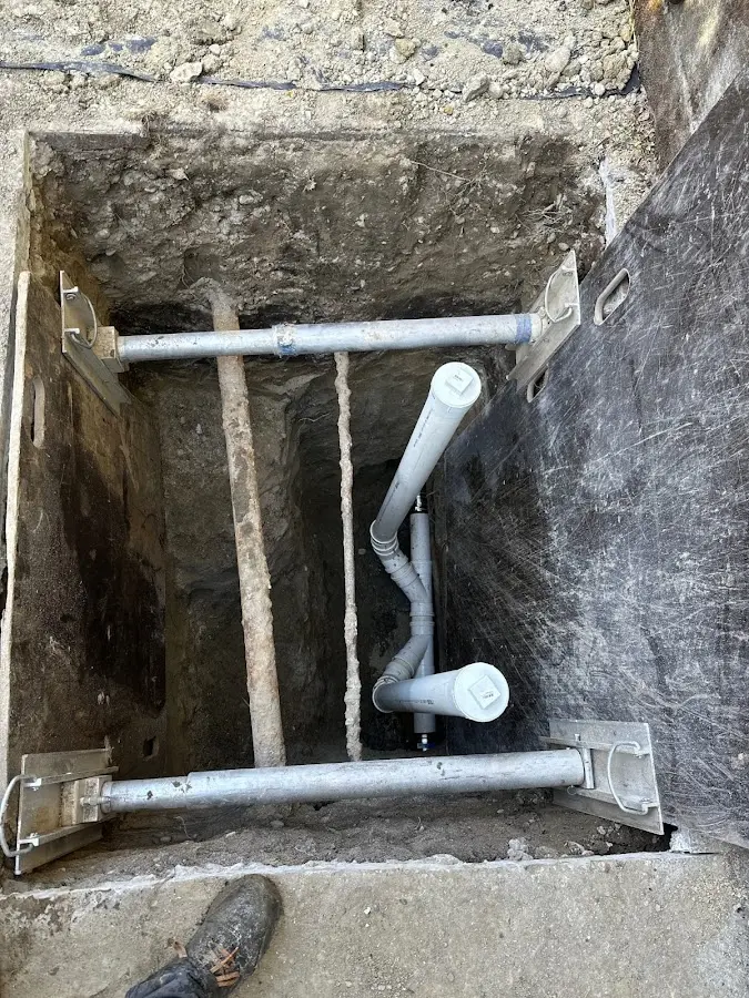 Experienced plumber completing Drain Cleaning work in Littlefield